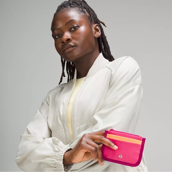 🩷NWT🧡Lululemon True Identity Wallet - Wild Berry/Mango Dream/Raspberry Coulis - Picture 3 of 5